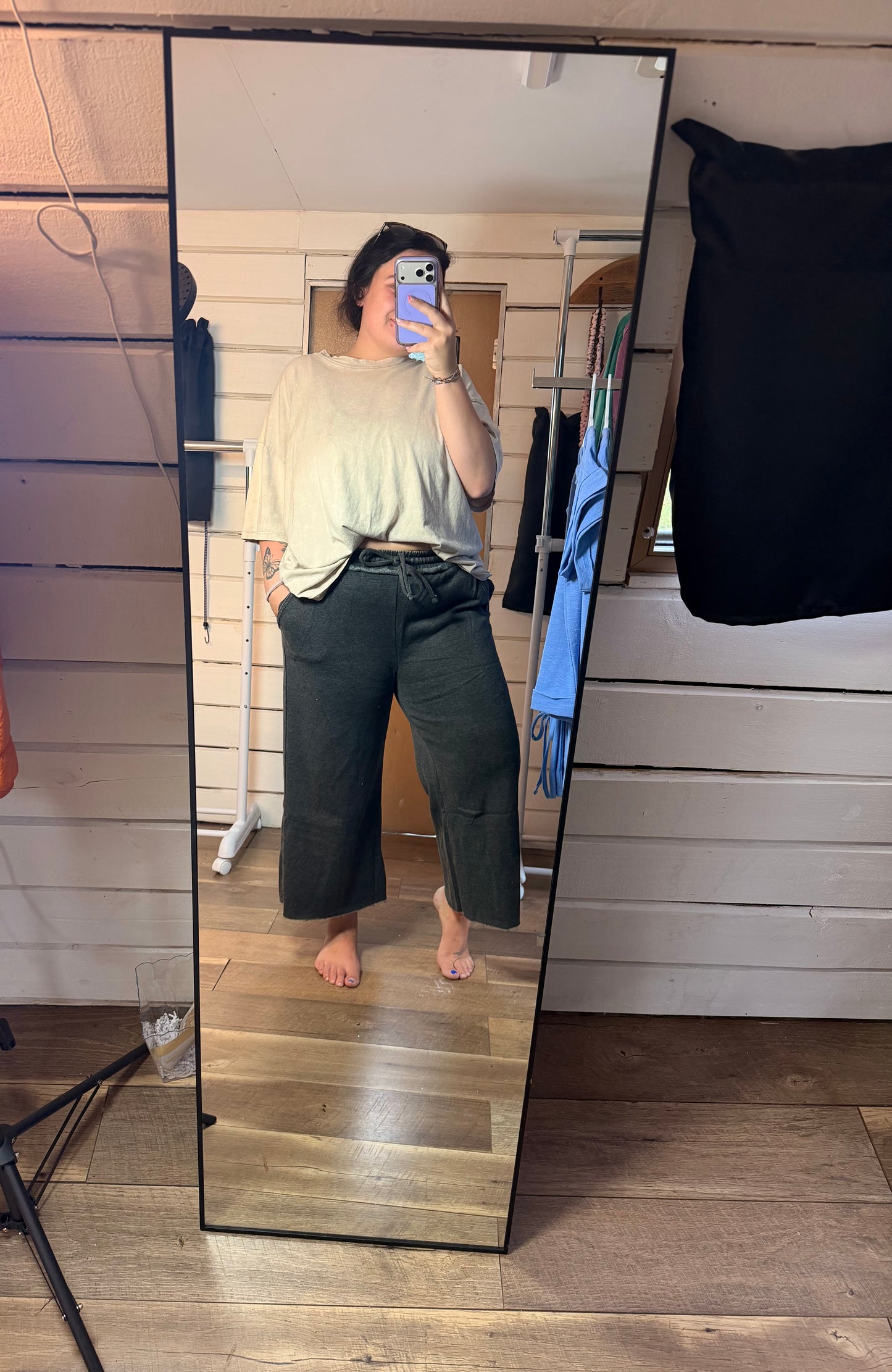 Cropped Black Sweatpants