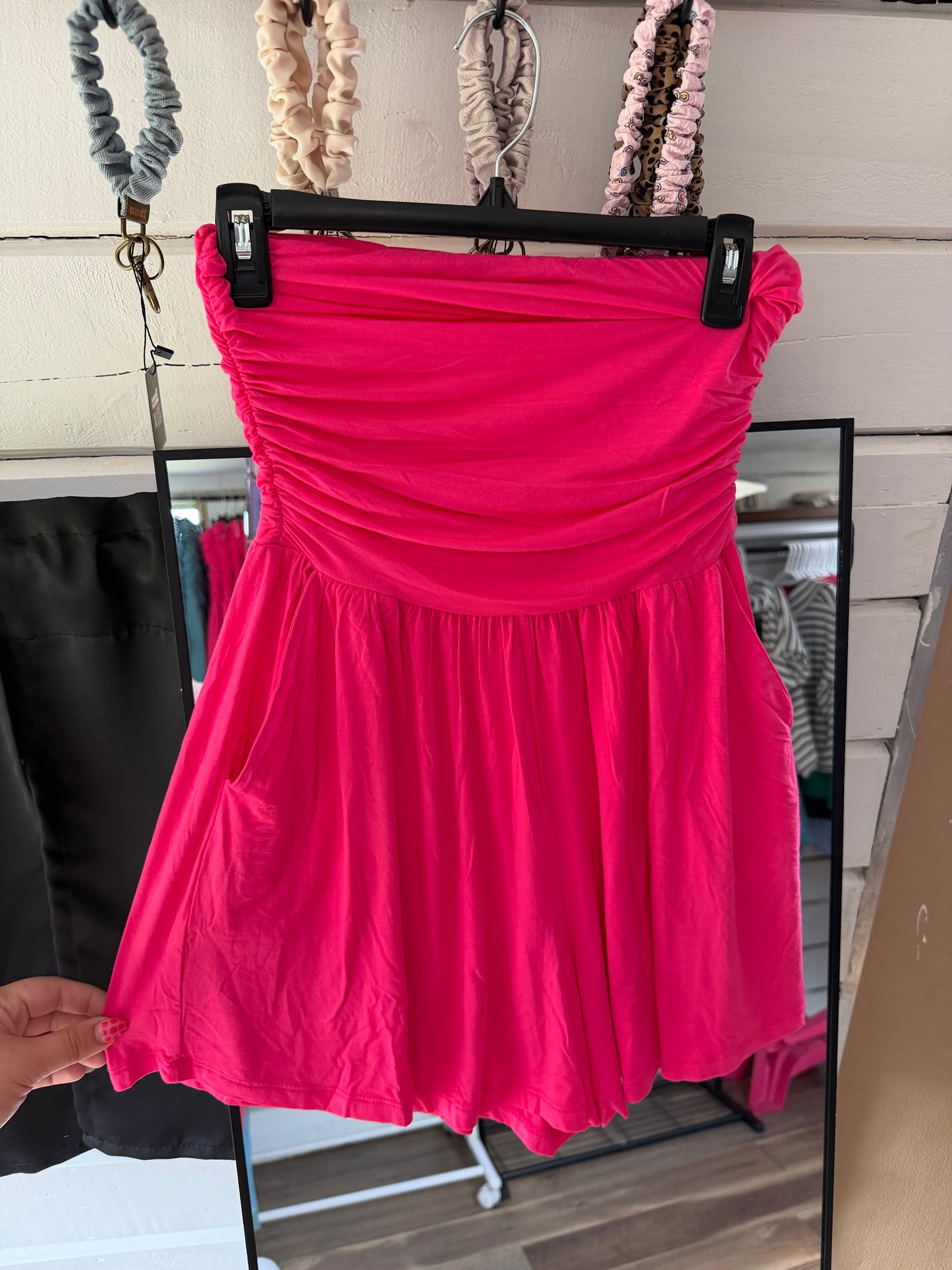 Strapless Romper-Pink